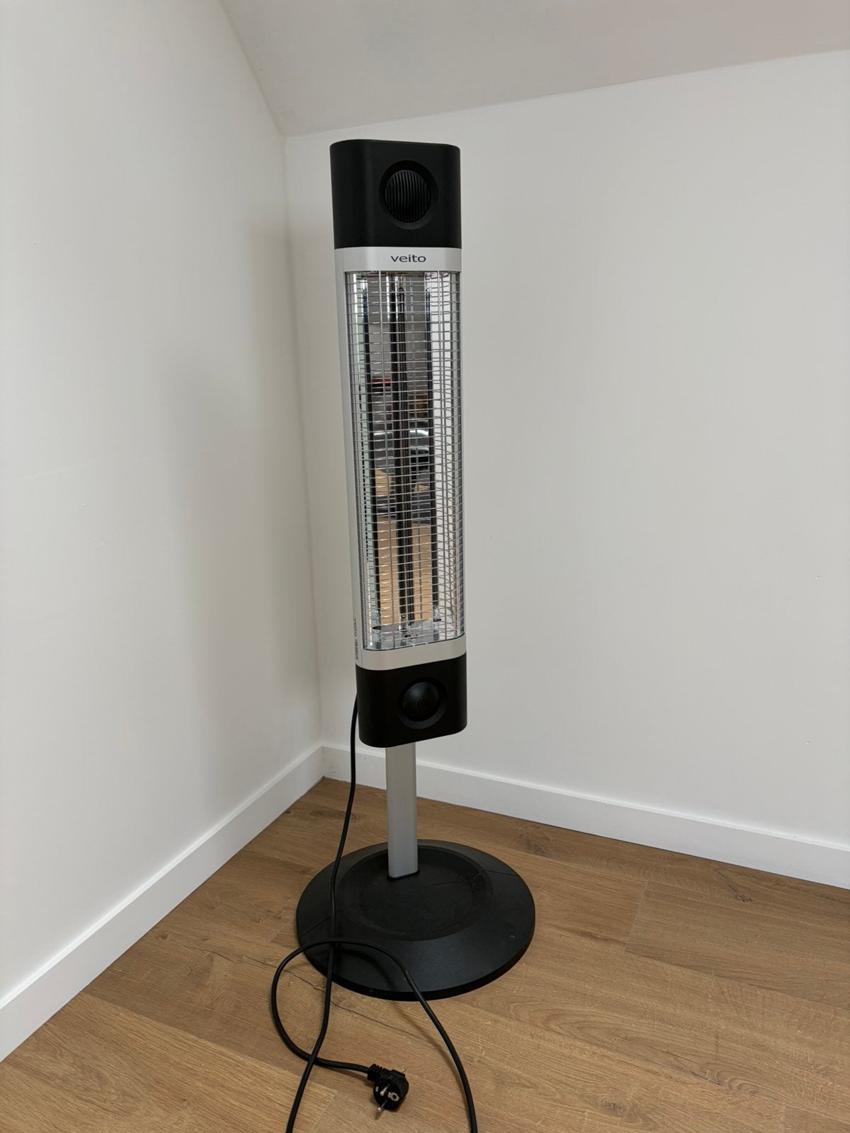 Veito infraroodverwarming - stralingswarmte, Doe-het-zelf en Bouw, Ophalen, Overige typen, Minder dan 60 cm, Zo goed als nieuw