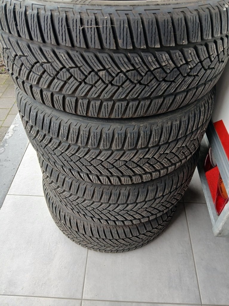 Autobanden 4x Fulda Kristall control HP2 225/50R17, Auto-onderdelen, Ophalen