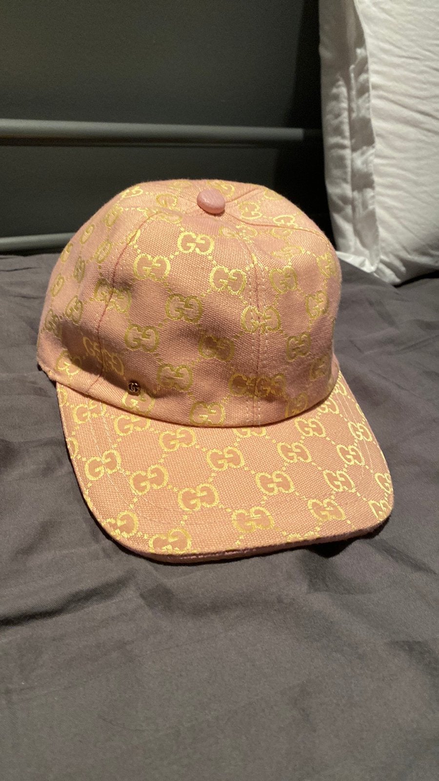 Casquette cucci rose, Enlèvement, Comme neuf, Casquette