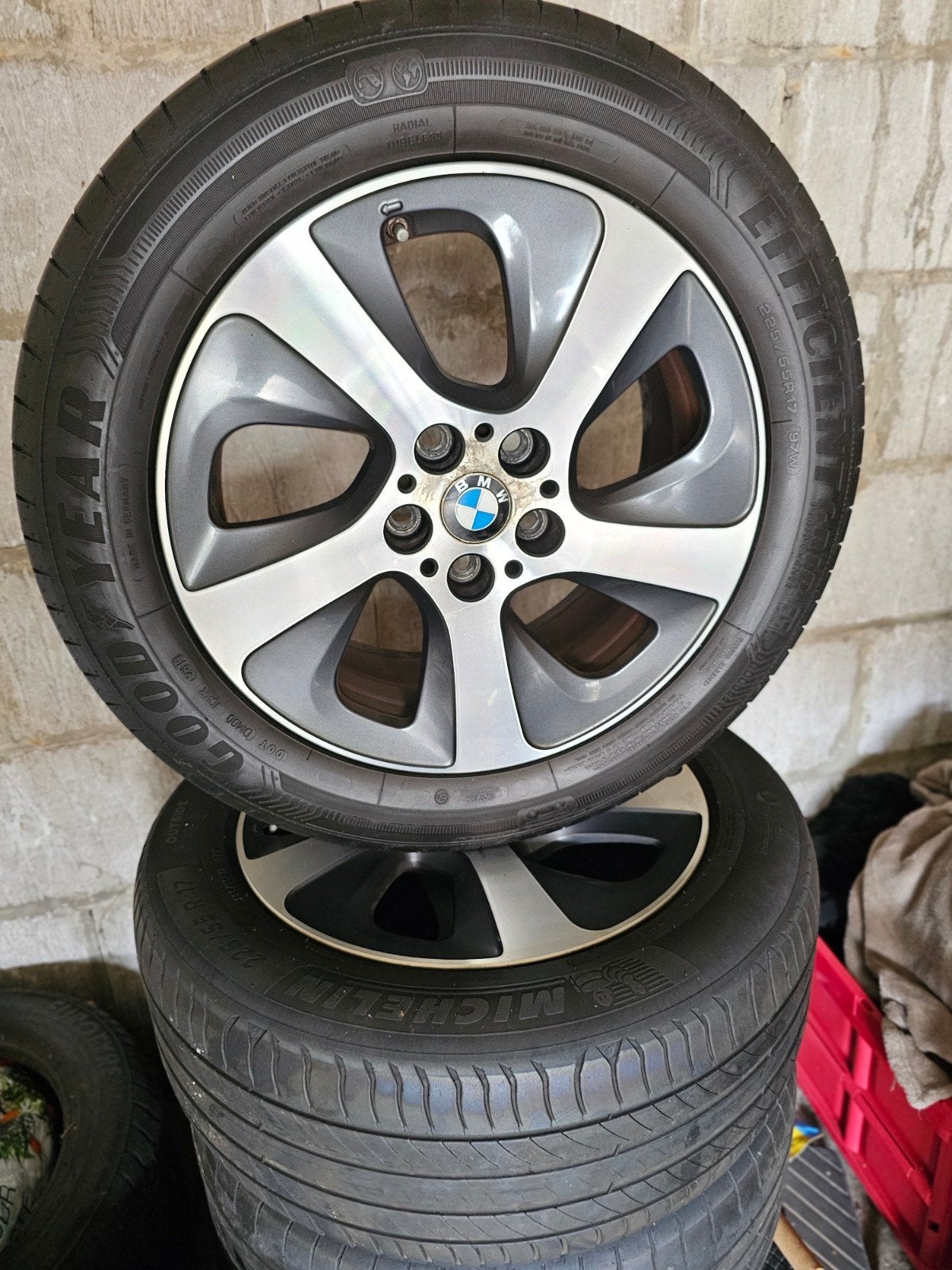 Velgen met banden Bmw X1 X2 225 55 17, Ophalen, Gebruikt, Banden en Velgen, 17 inch