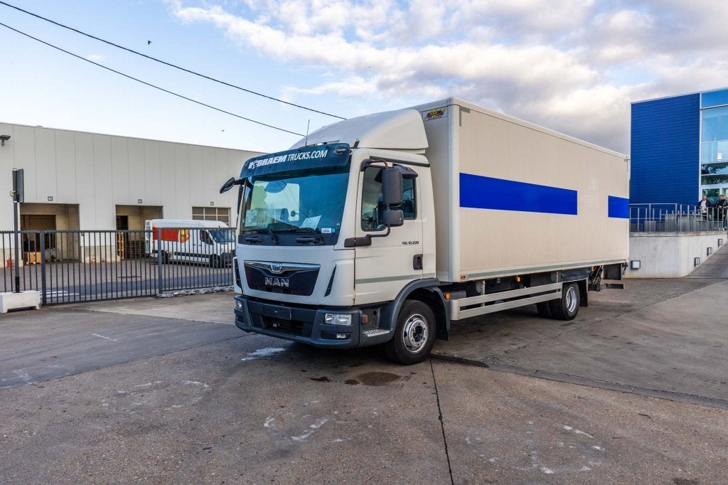 MAN TGL 12.220 BL+DHOLLANDIA (bj 2016), Auto's, Automaat, Achterwielaandrijving, Euro 6, MAN
