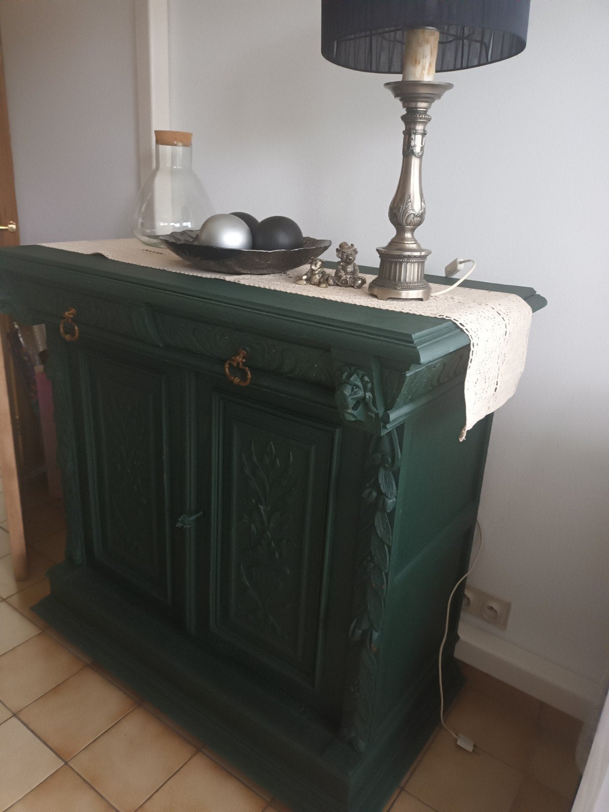 Mooie kast in donker groene kleur vernieuwd, Huis en Inrichting, Kasten | Dressoirs, Ophalen