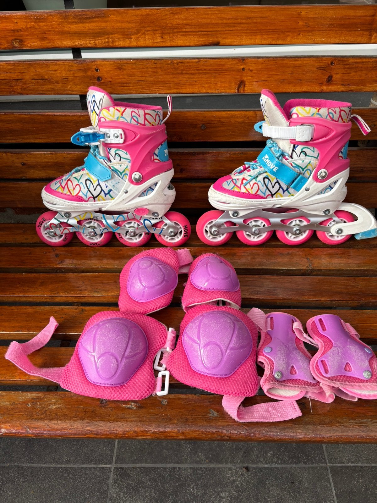 Rolschaatsen met beschermset,  maat 34-37, Ophalen of Verzenden, Zo goed als nieuw, Kinderen
