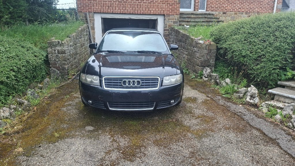 AUDI A4 2.4 V6 Cabriolet, Cuir, Achat, Boîte manuelle, A4