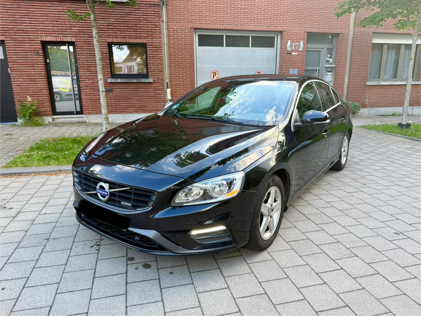 Volvo s60  r design bj 2014 euro 5b 1.6 diesel, Autos, Cuir, Euro 5, Achat, Entreprise