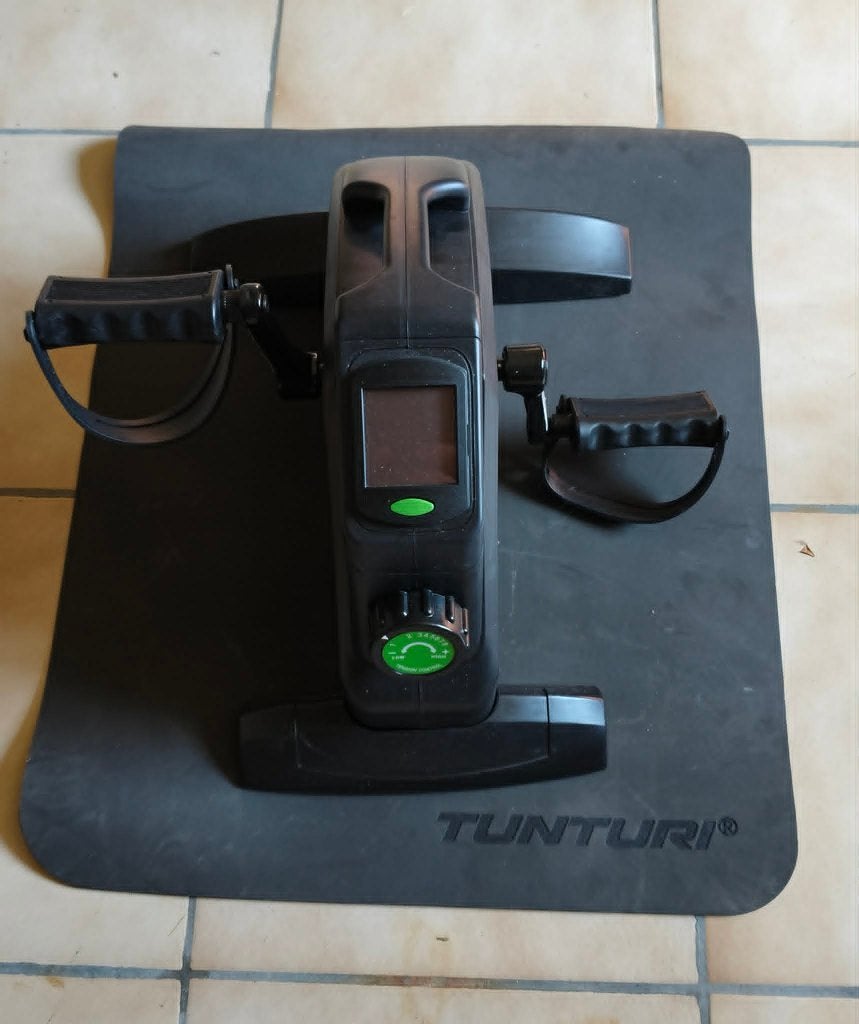 Tunturi cardio fit (fietstrainer), Ophalen, Kunststof, Zo goed als nieuw, Benen