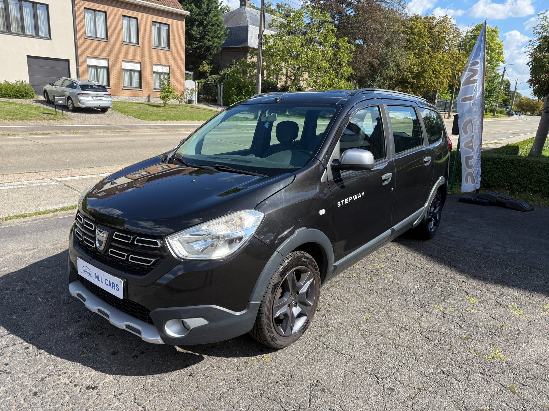 Dacia Lodgy, Autos, 1197 cm³, 113 ch, Achat, 1280 kg