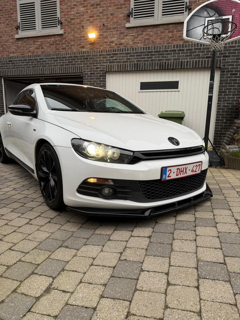 Scirocco  .match  2.0 DSG.   2013  keuring verkoop gedaan, Auto's, Volkswagen, 155 kW, 4 cilinders, 1290 kg, Leder en Stof
