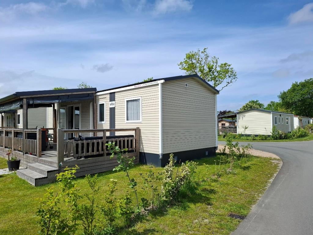 Chalet in Zeeland, Caravans en Kamperen, Overige Caravans en Kamperen, Zo goed als nieuw, Ophalen