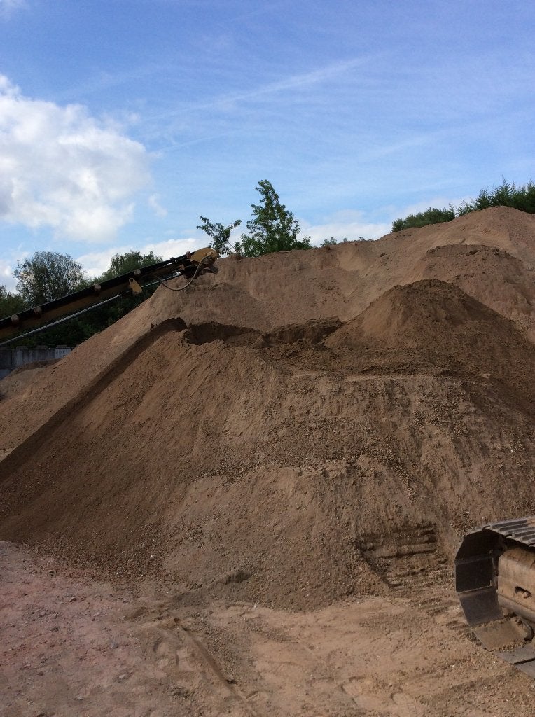 Puinzeefzand gekeurd 0/15 gratis, Tuin en Terras, Grind, Keien en Split, Ophalen