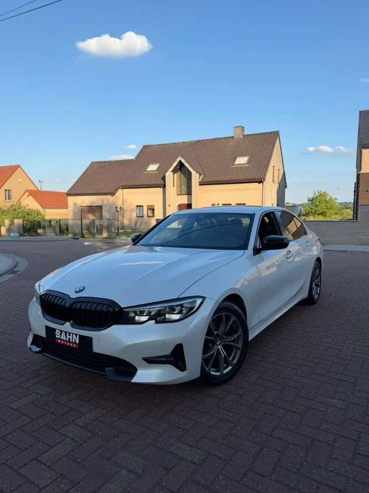 Bmw série 3, Cuir, Achat, 110 kW, Entreprise