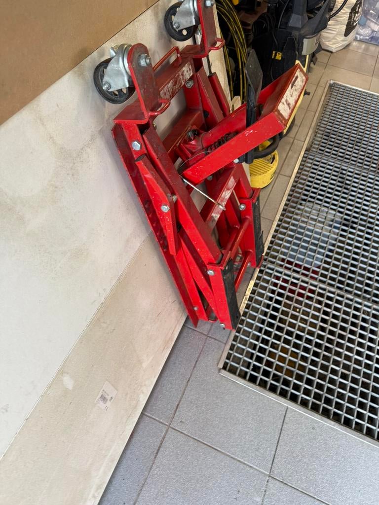 Hydraulische motorlift, Ophalen, Gebruikt
