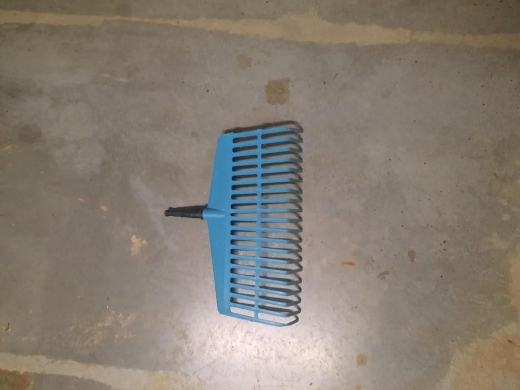 2 Gardena harken, Tuin en Terras, Ophalen