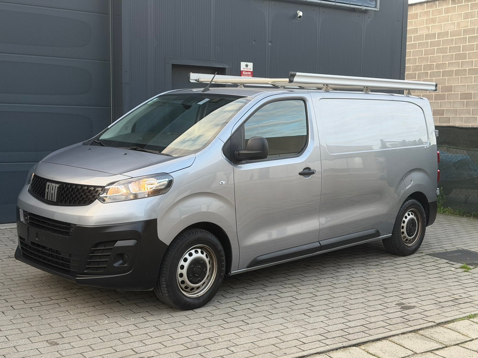FIAT SCUDO 1.5HDI BJ2024 AIRCO NAVIGATIE CAMERA EURO6i FULL, Auto's, Stof, 4 cilinders, 2000 kg, 1500 cc