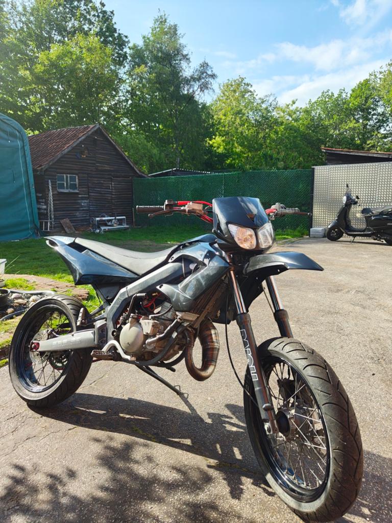Derbi Senda - Klasse B schakelbrommer, Ophalen