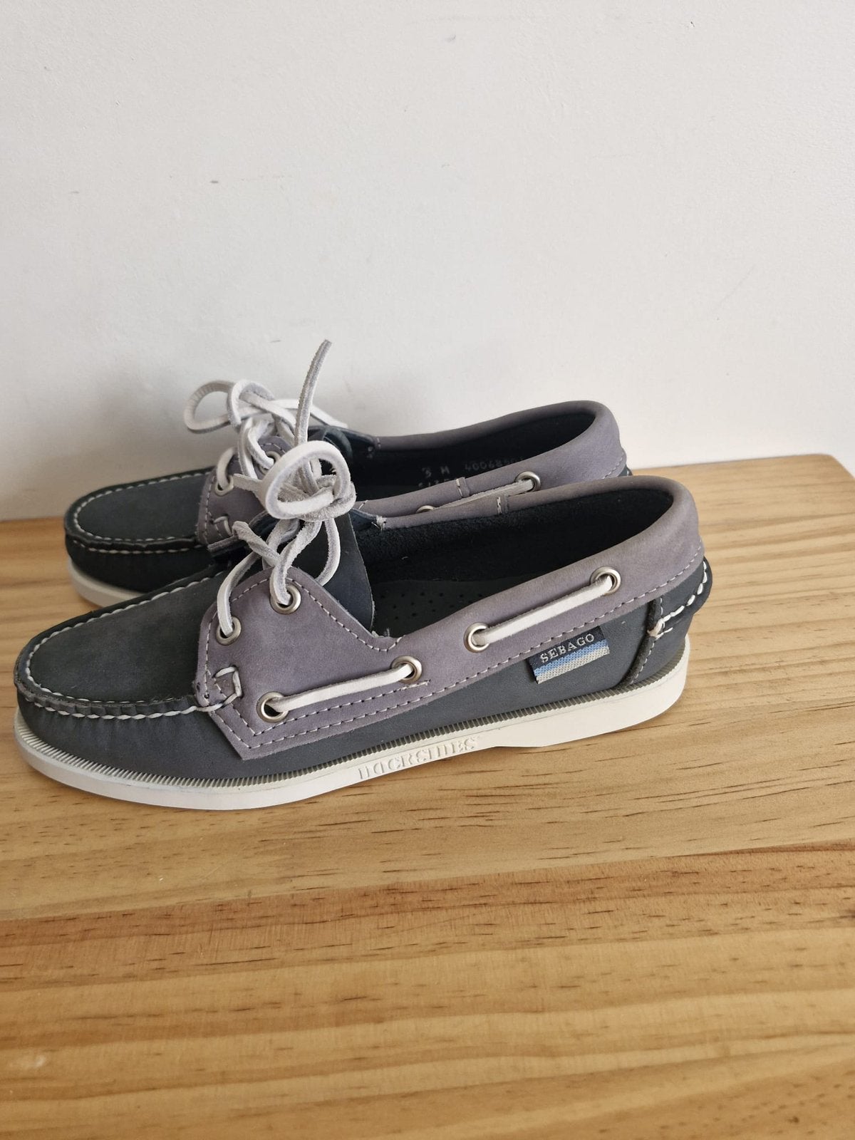 Chaussures, Neuf, Garçon, Enlèvement ou Envoi, Chaussures