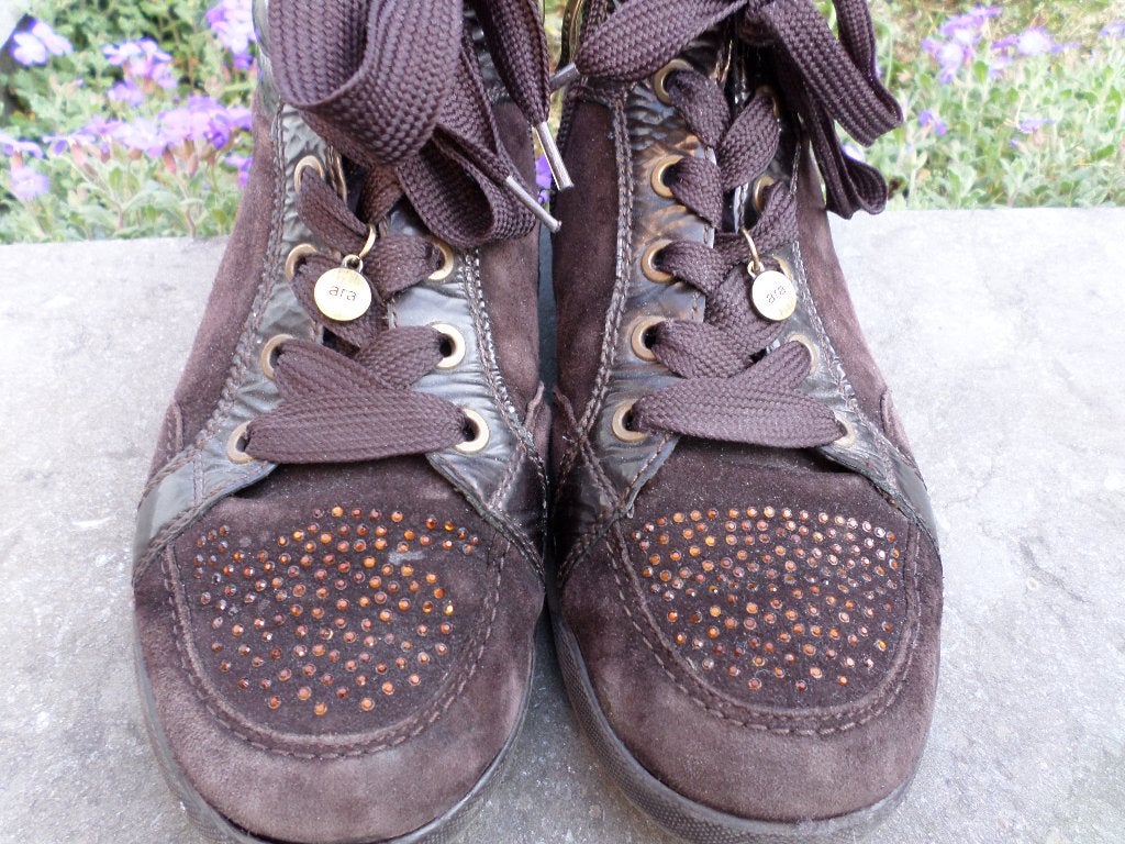 Chaussures bottines Ara brune bronze 38 lacets tiret, Vêtements | Femmes, Chaussures, Enlèvement ou Envoi, Sneakers et Baskets