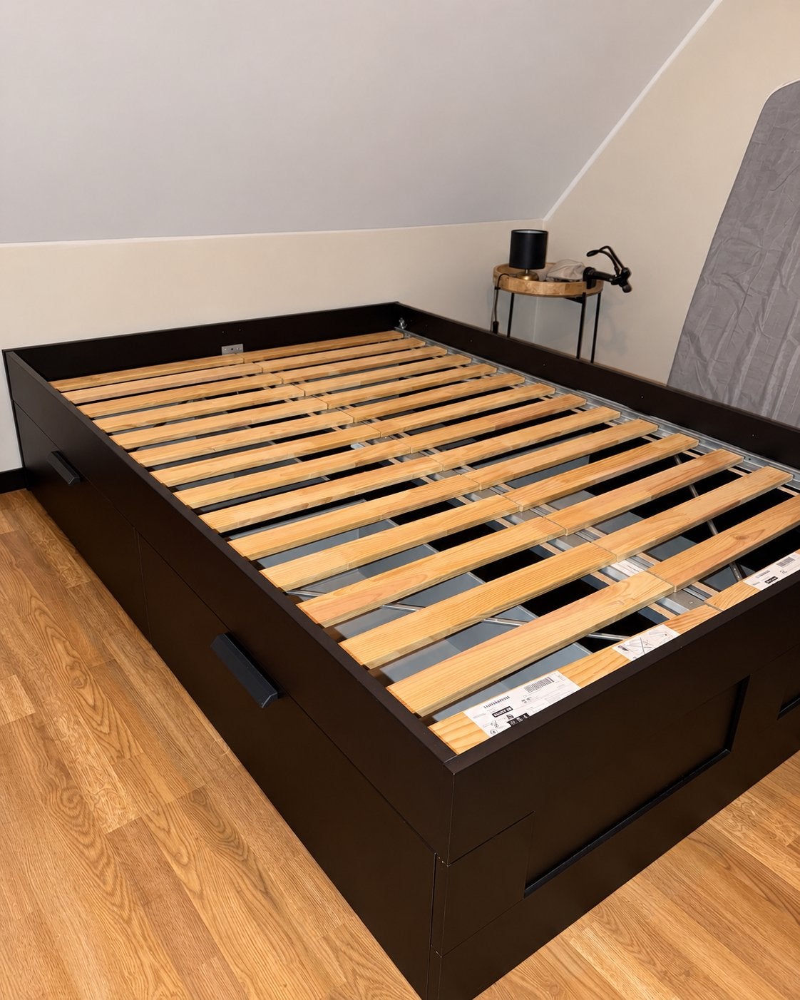 Brimnes Ikea bed, Ophalen, Zo goed als nieuw