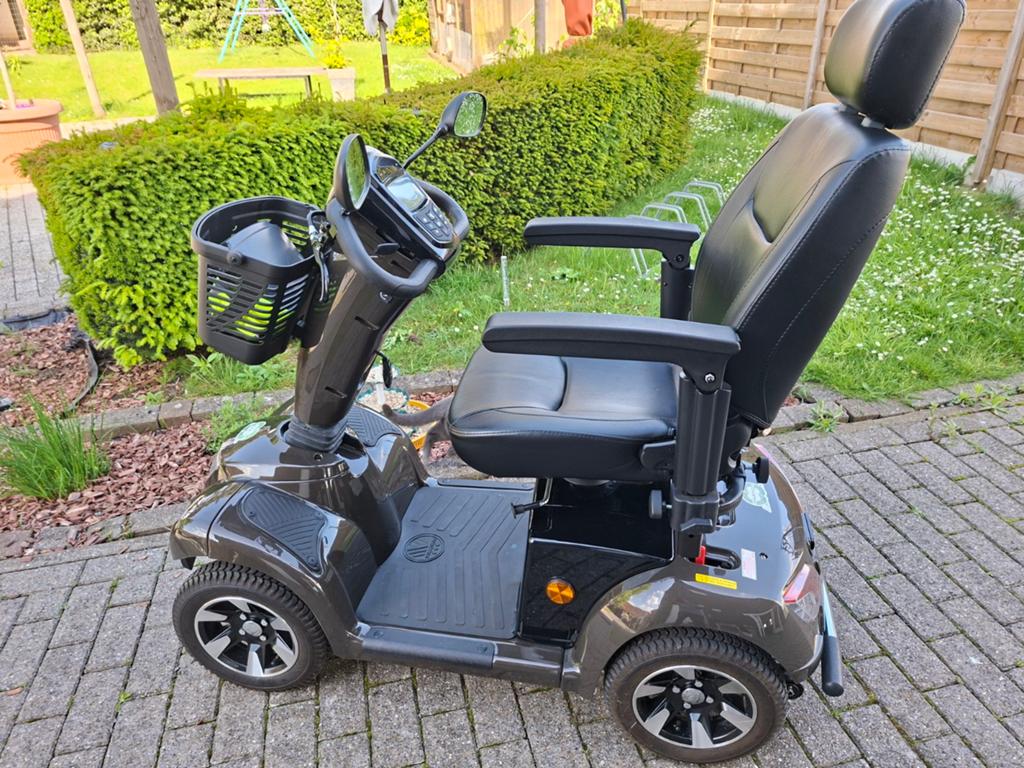 Mooie scootmobiel in nieuwstaat (VERKOCHT), Diversen, Ophalen of Verzenden, Vermeiren