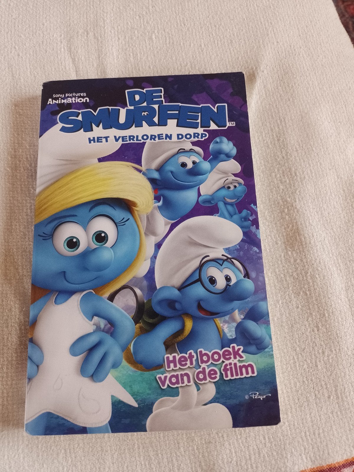Het verloren dorp, Ophalen of Verzenden, Zo goed als nieuw, Peyo; Stacia Deutsch