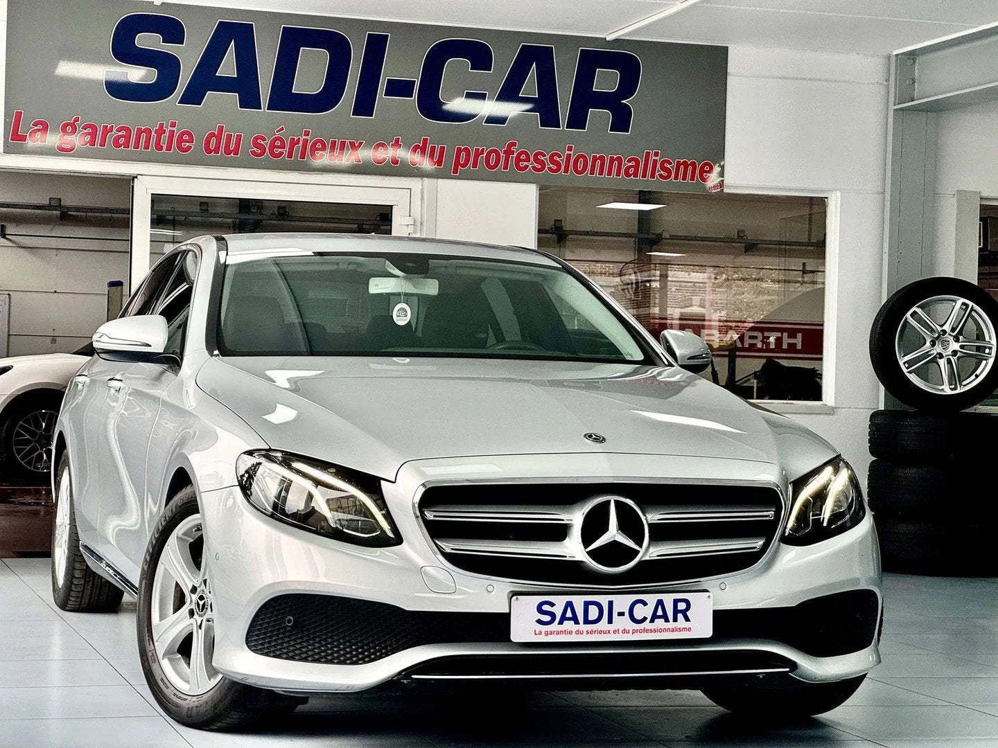 Mercedes-Benz E-Class 200 d 150cv - AVANTGARDE - Berline, Cuir, Argent ou Gris, Achat, Entreprise