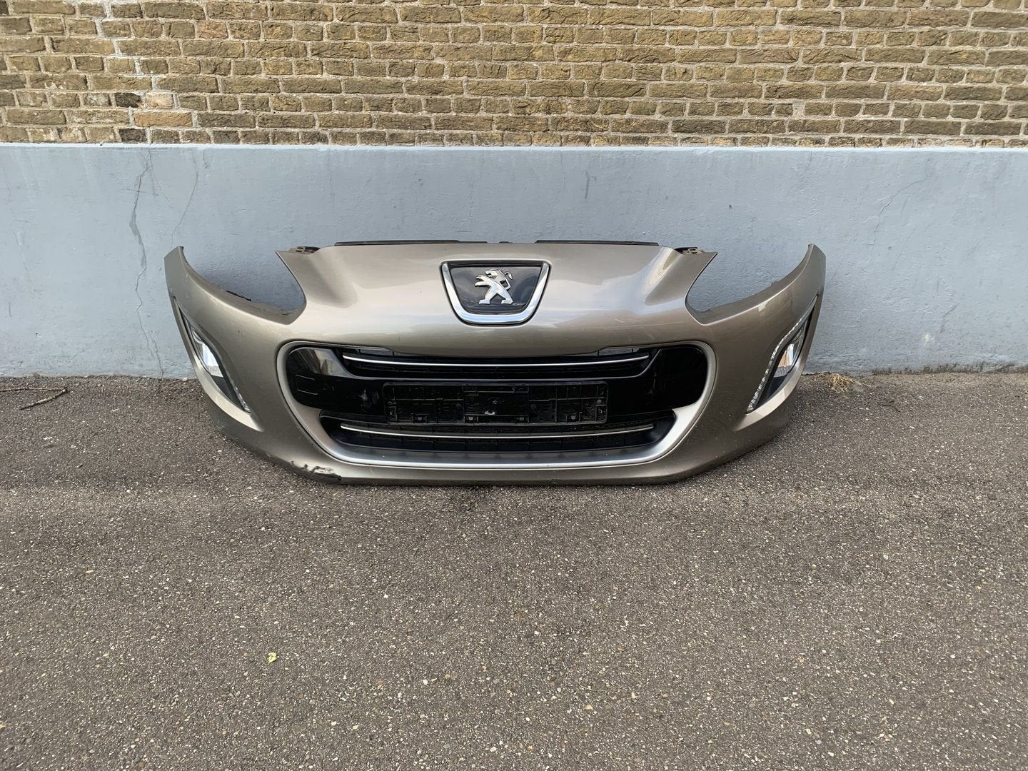 voorbumper peugeot 308 / 308SW facelift 2011 tot 2014 goud, -, Utilisé, -, Avant
