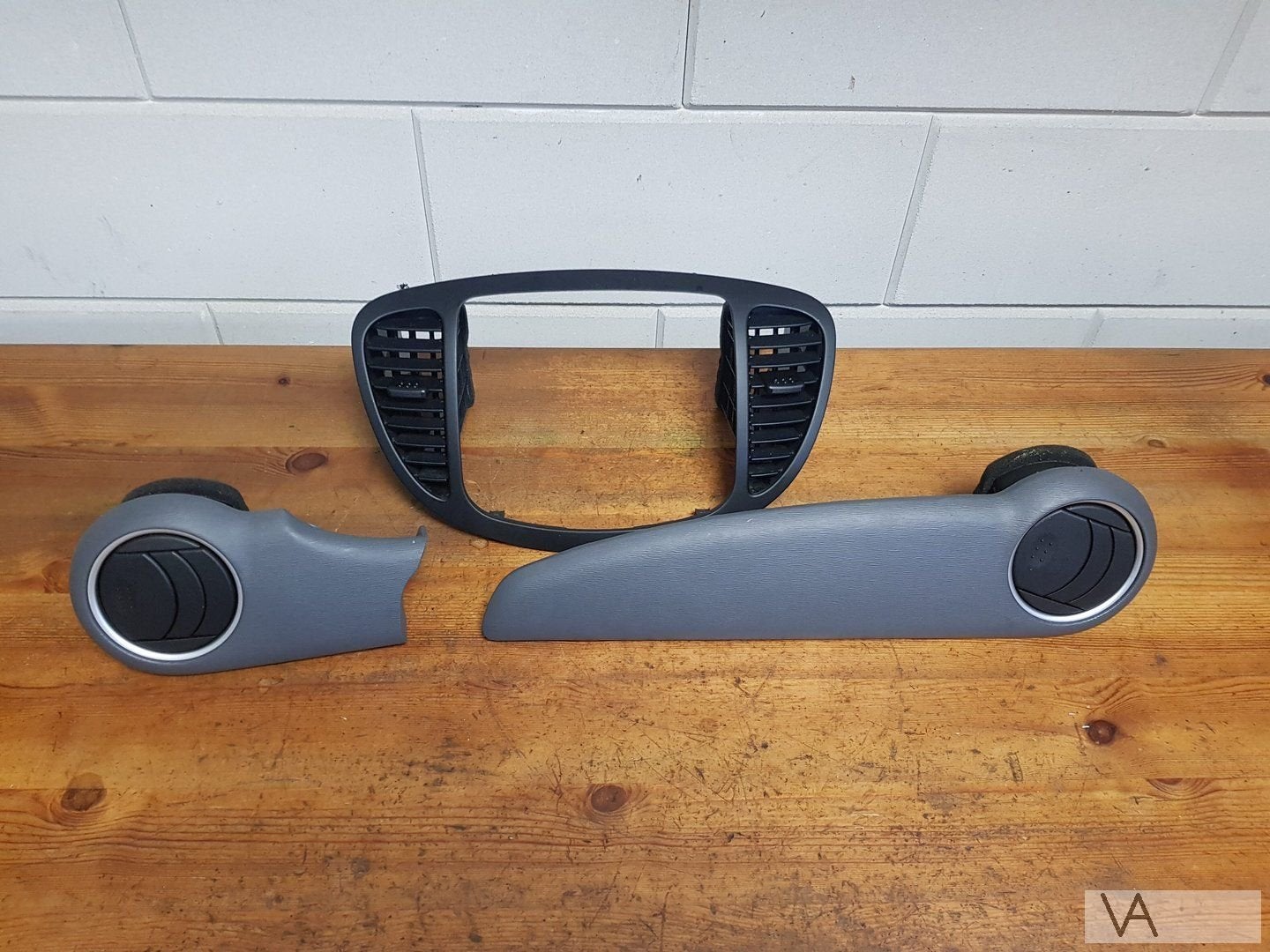 Hyundai i10 2007 - 2014 luchtrooster set dashboard €20/st, Gebruikt, -, -, Ophalen of Verzenden