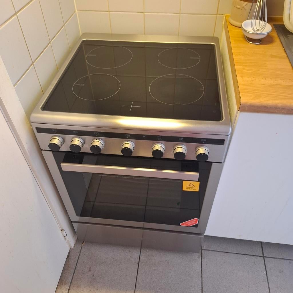Zilvergrijs,standaard maat, Elektronische apparatuur, Fornuizen, Ophalen, Inbouw