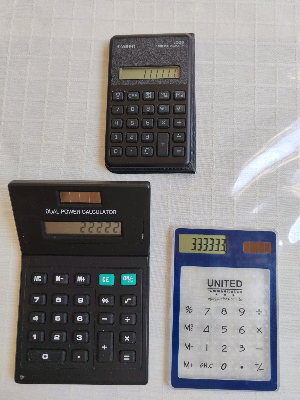 Lot de 3 calculatrices, Ophalen