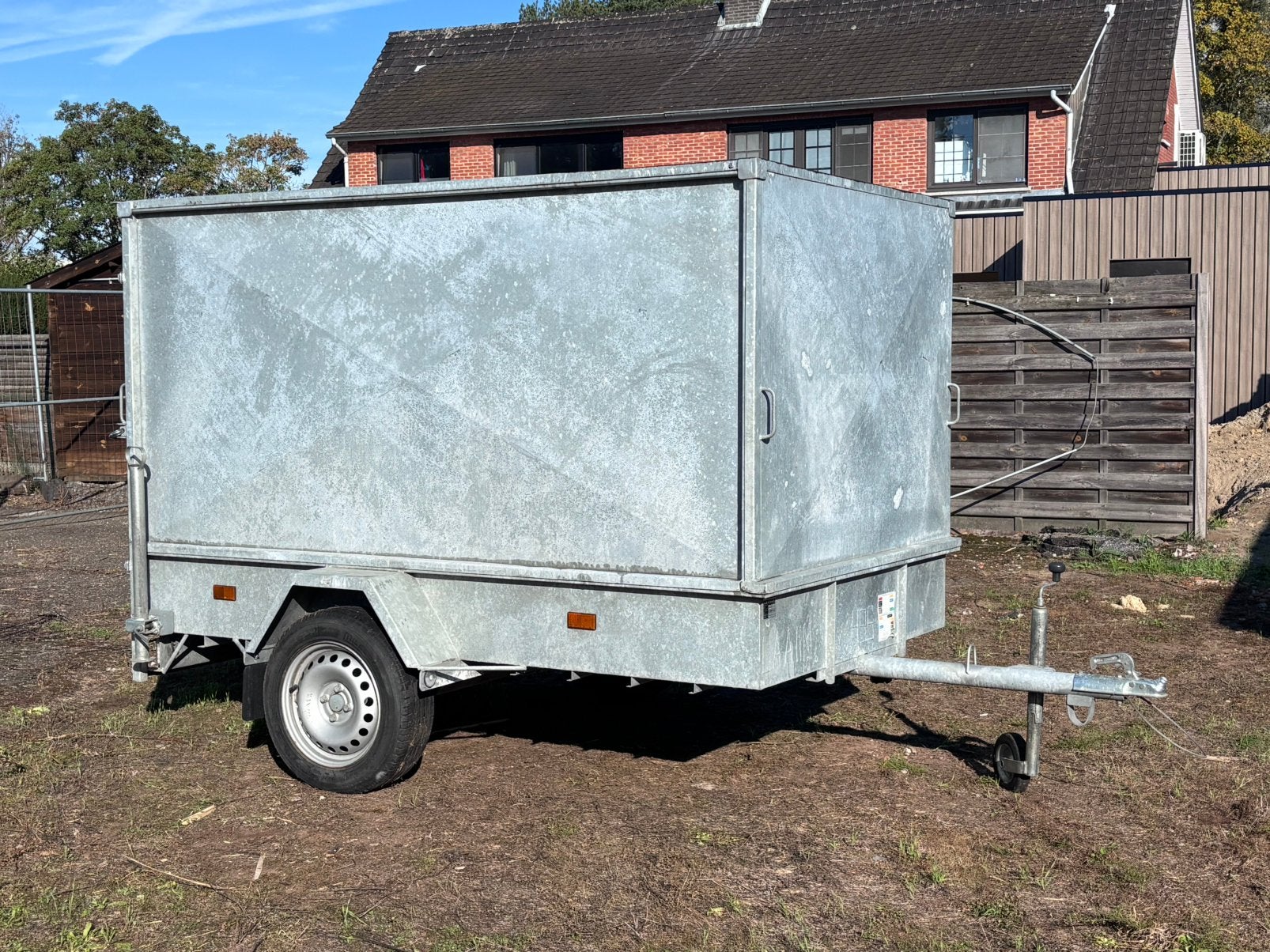 Gesloten remorque / aanhanger < 750 kg met LED verlichting, Auto diversen, Ophalen, Gebruikt