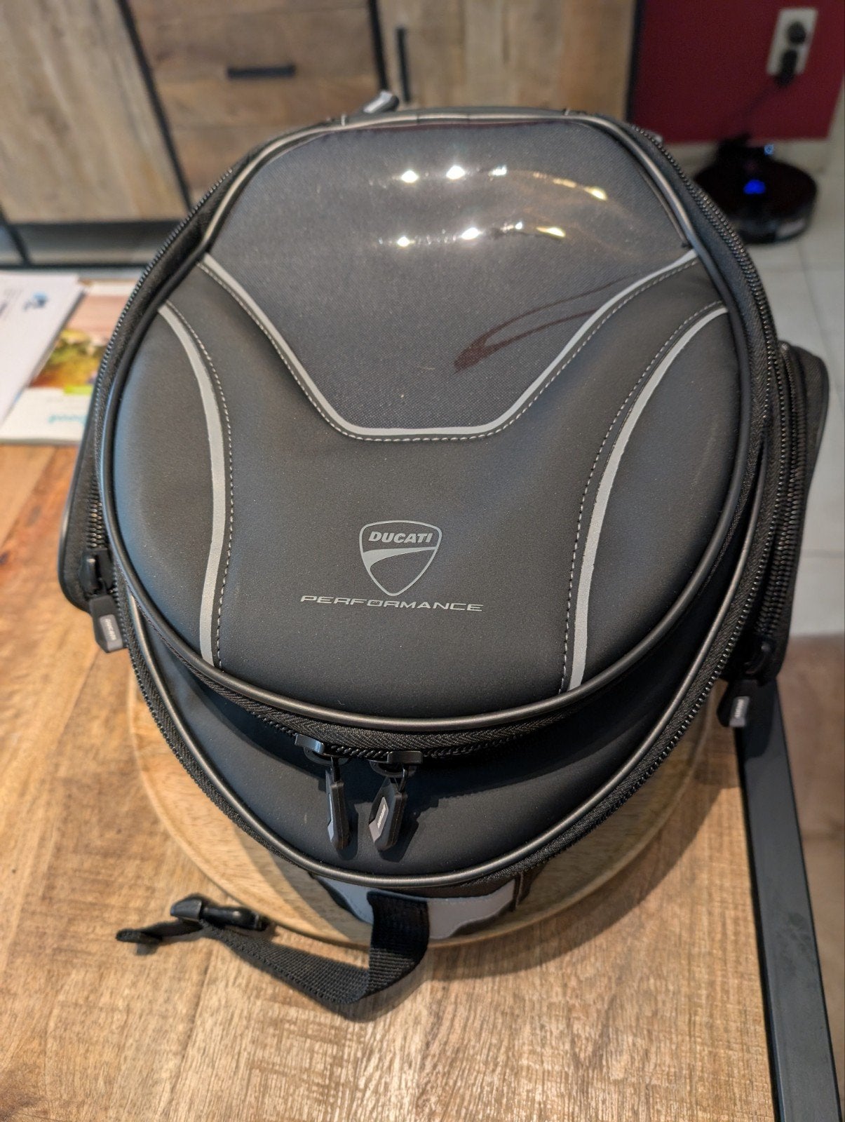 Ducati tanktas, Ophalen of Verzenden