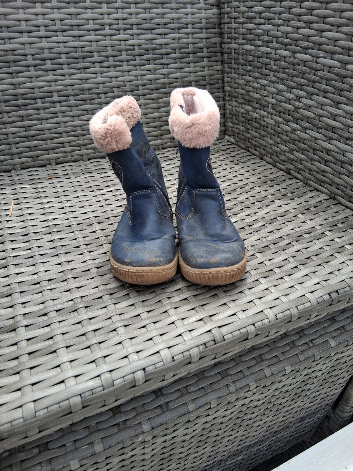 Laarzen kinderen, Enlèvement, Bottes