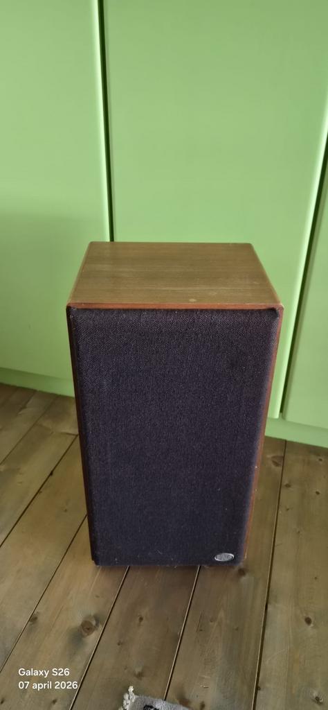 2 boîtes à musique BNS, 60 à 120 watts, Enlèvement, Utilisé, Haut-parleur central