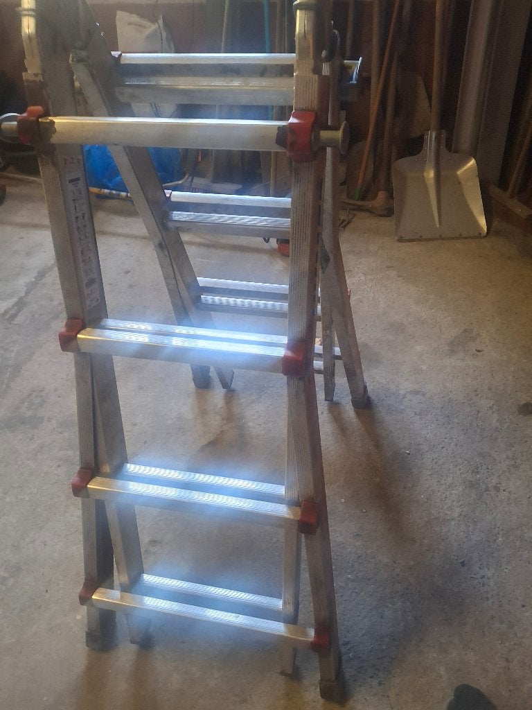 Echelle alu  hymer, Pliable ou rétractable/escamotable, Échelle, Enlèvement, Utilisé