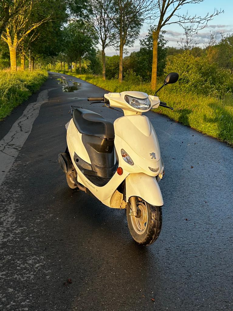 Peugeot V-Clic B-klasse scooter, Fietsen en Brommers, Brommers | Peugeot, Ophalen, Gebruikt, Overige modellen, Klasse B (45 km/u)