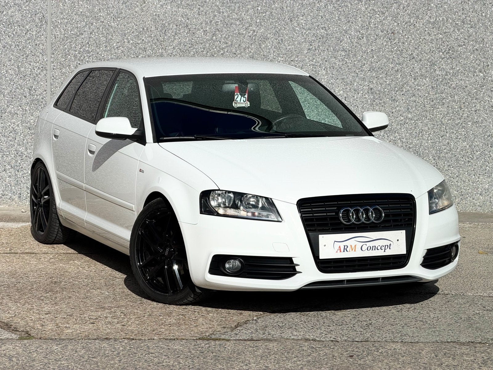 Audi A3 1.4 TFSI essence S Line Sportpaket Plus garanti 1 an, Auto's, Euro 5, Zwart, Leder en Stof, Bedrijf