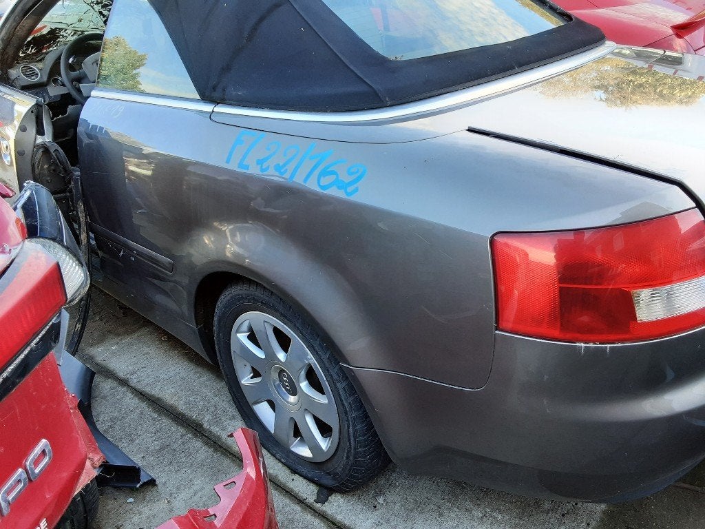 SPATBORD LINKS ACHTER Audi A4 Cabrio (B7) (01-2002/03-2009), Auto-onderdelen, Gebruikt, Achter, Audi, Spatbord
