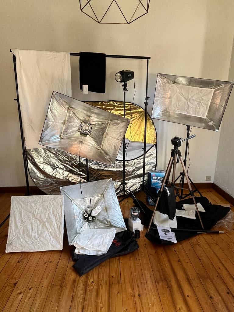 Kit Flash SSK Studio complet de FalconEyes avec accessoires, Enlèvement, Comme neuf, Studio photo complet