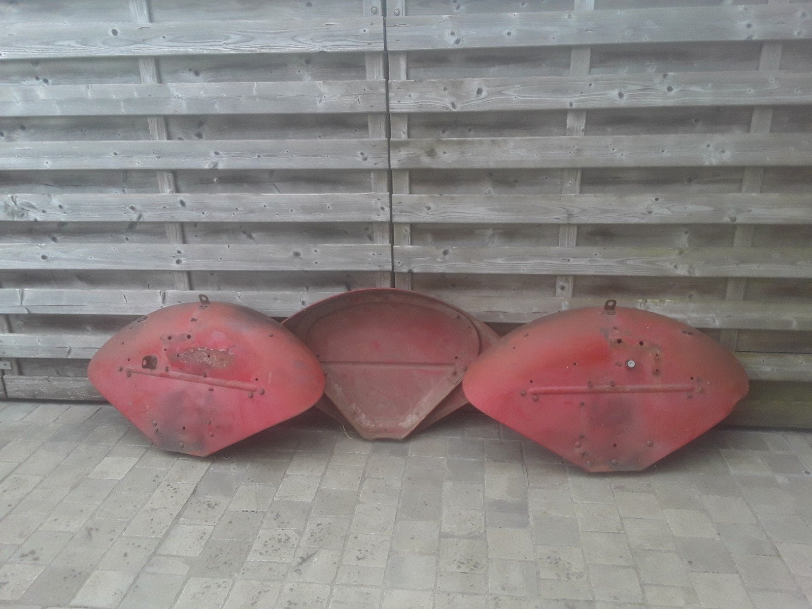 Spatbord ferguson tractor 1954        30 euro voor de 3, Articles professionnels, Agriculture | Tracteurs, Enlèvement