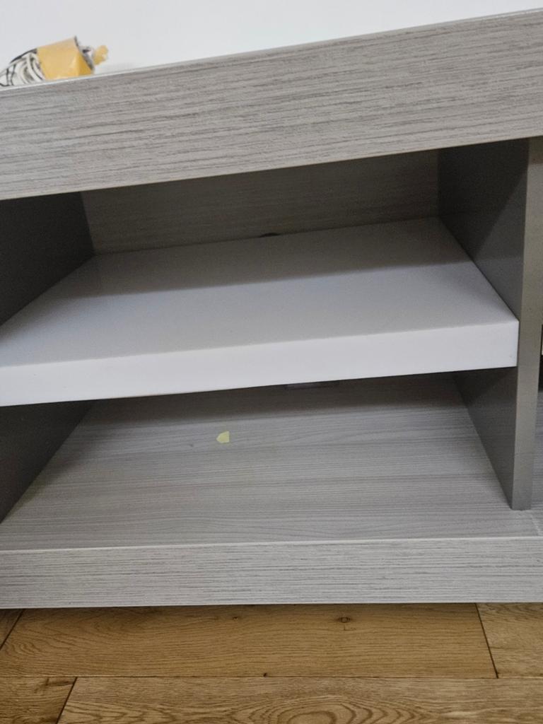 Tv kast met led licht gratis, Ophalen