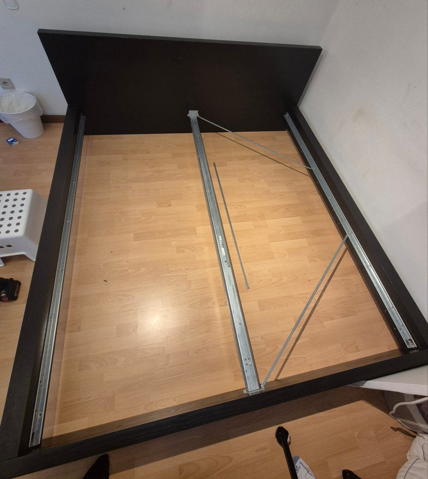 IKEA MALM BRUIN BED+ TWEEPERSOONS BOXSPRING 90X200+ 2 MATRAS, Ophalen, Bruin