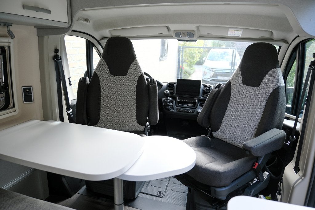 Van Hymer Free 600, Caravanes & Camping, Jusqu'à 4, Caméra de recul, Fiat, Boîte manuelle