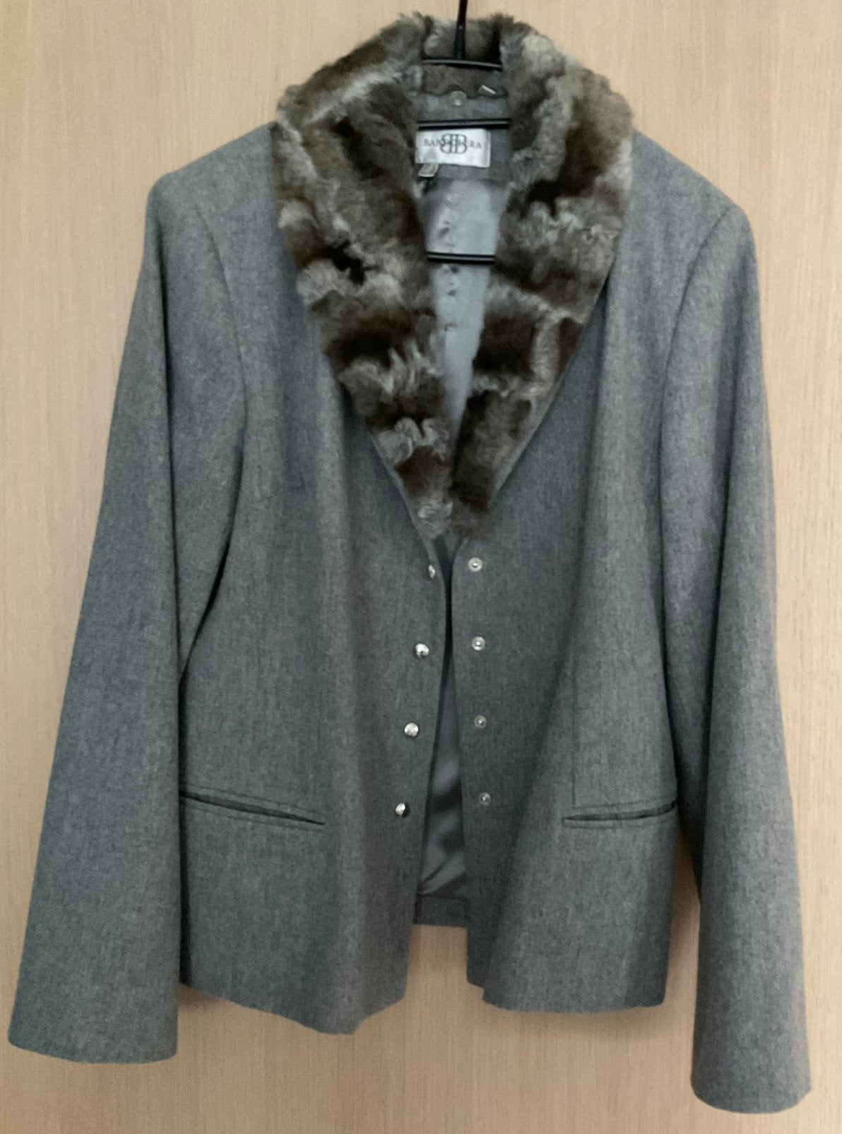 Grijs wollen vest, jas met afneembare bontkraag Bandolero 42, Kleding | Dames, Maat 42/44 (L), Ophalen of Verzenden, Zo goed als nieuw