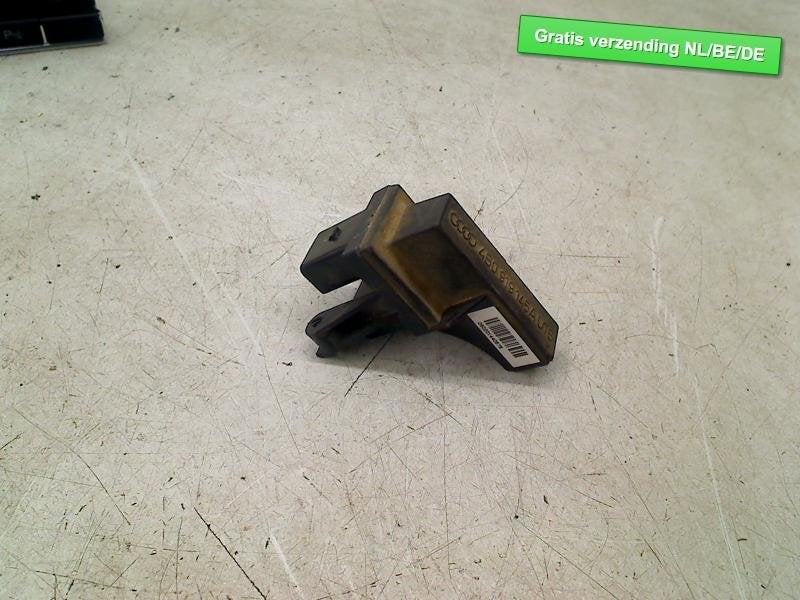 ANTENNE Audi Q7 (4LB) (01-2005/08-2015) (4B0919145A), Auto-Union-Straße  1,
85057  Ingolstadt, DE, Info@audi.de, Audi, Utilisé