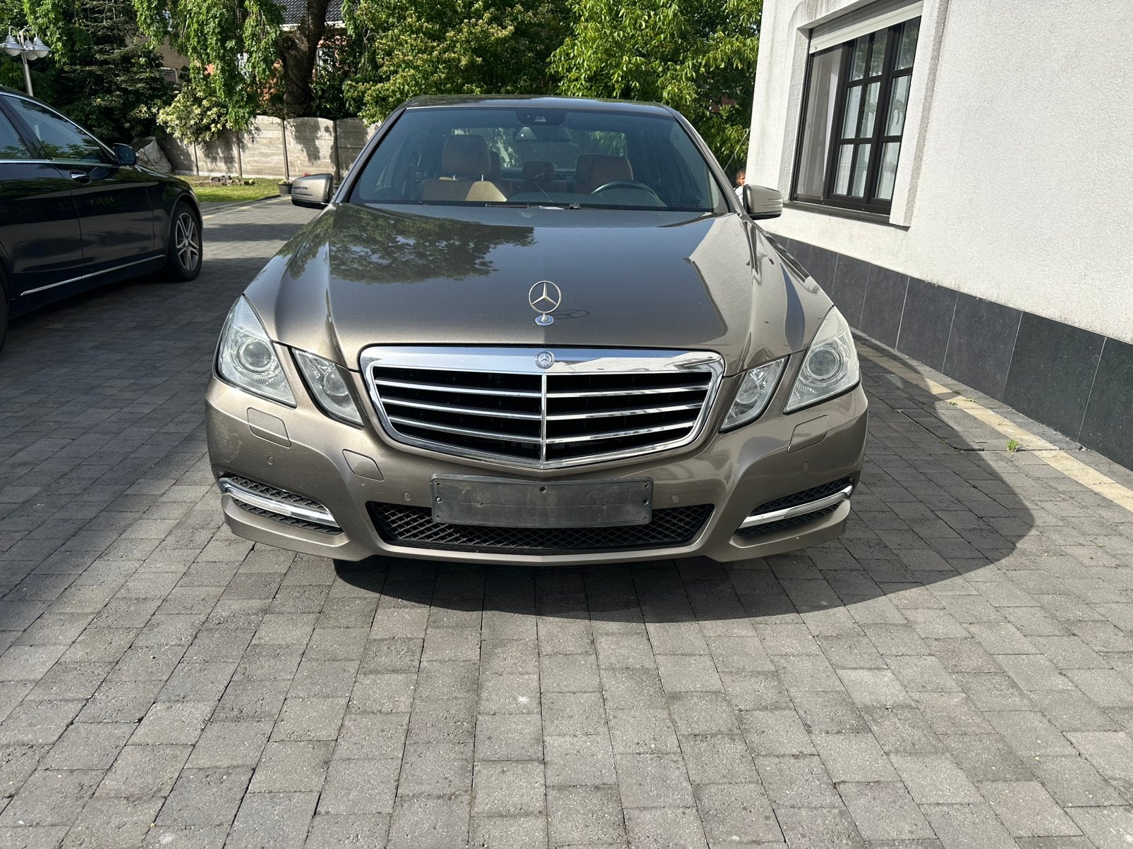 Mercedes e200 2011 start rijdt, Particulier, Te koop