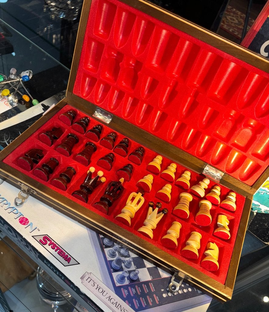 Jeu d’échecs pliant en bois – Coffret complet avec 32 pièces, Hobby & Loisirs créatifs, Enlèvement ou Envoi, ., ., .