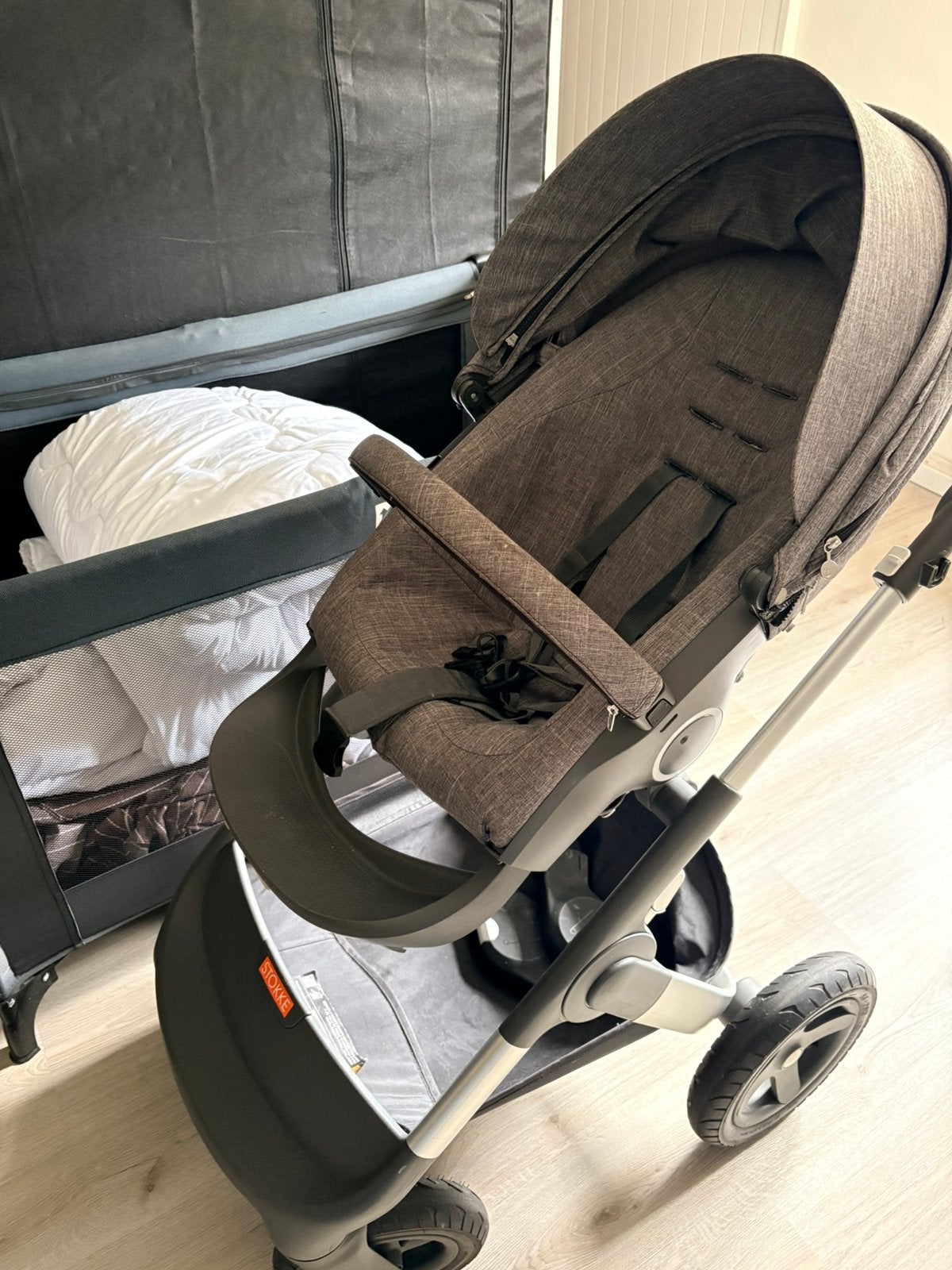 Kinderwagen merk Stokke, Kinderen en Baby's, Kinderwagens en Combinaties, Ophalen, Zo goed als nieuw, Kinderwagen