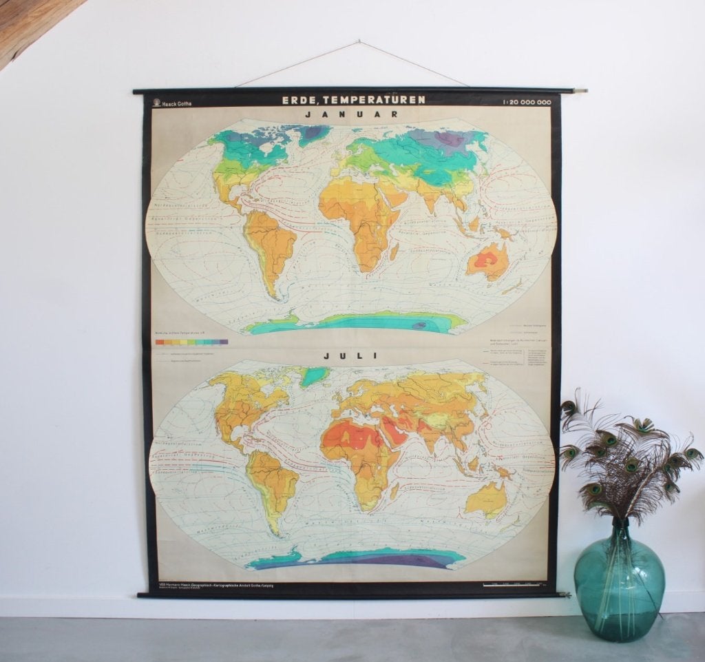vintage wereldkaart 'Temperaturen in Januari en Juli', Antiek en Kunst, Antiek | Schoolplaten, Ophalen of Verzenden, Aardrijkskunde