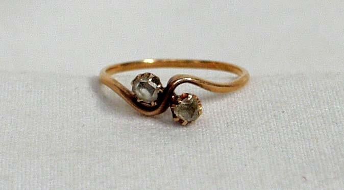 Bague vintage en or avec diamant Bypass., Bijoux, Sacs & Beauté, Enlèvement ou Envoi, Or, Bague, Avec pierre précieuse
