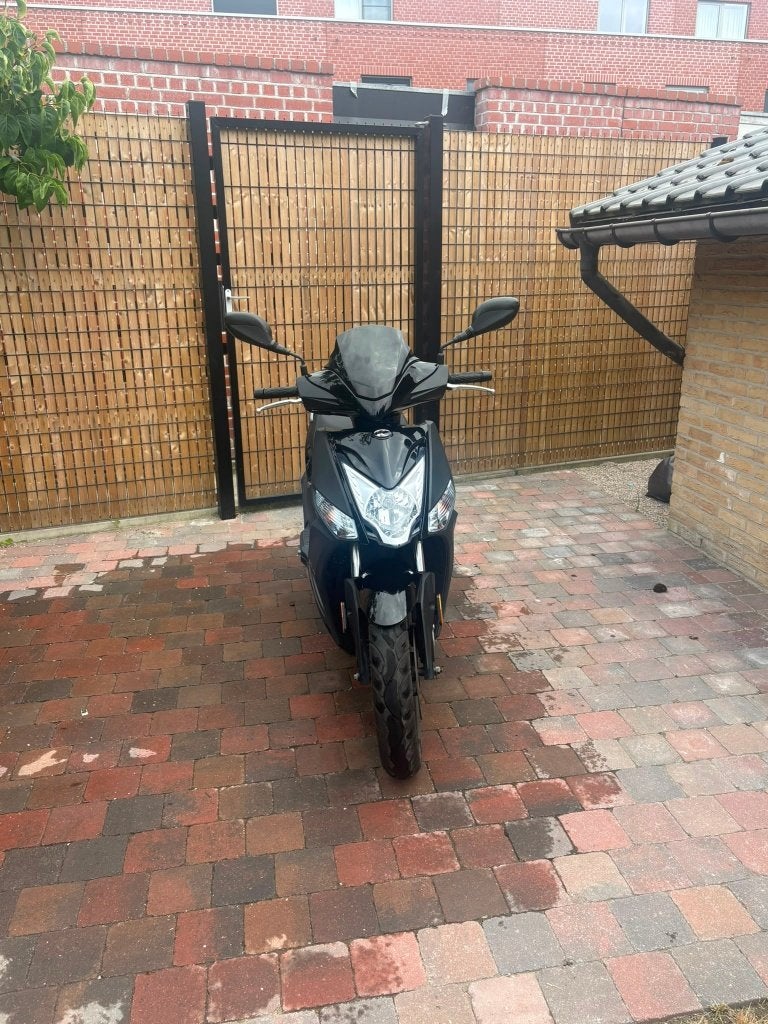 Bromfiets/ scooter Kymco Agility 16+, Vélos & Vélomoteurs, Scooters | Kymco, Utilisé, Agility, Classe A (25 km/h), Essence, Enlèvement